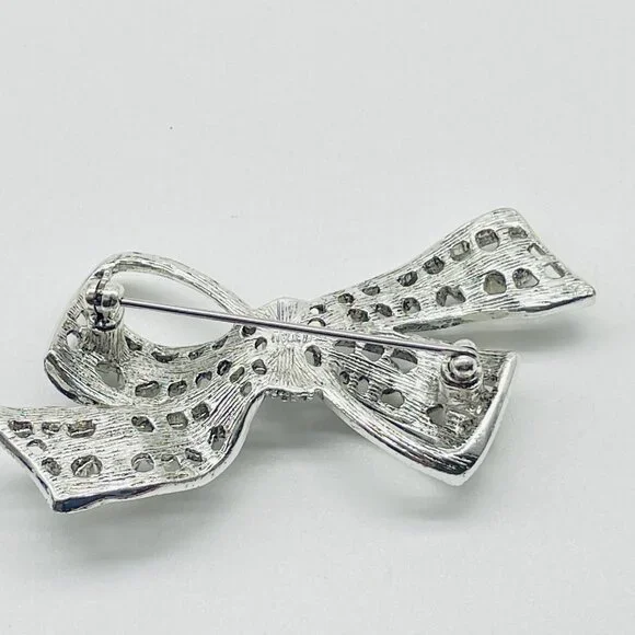 Vintage MONET Silver Tone Bow Brooch Faux Pearl Rhinestone Signed June Birthday - Picture 5 of 7